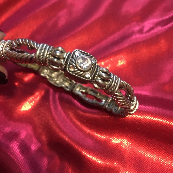 Premier Designs Bracelet - Picture 3 of 3